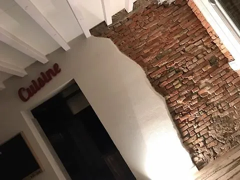 فندق Rossodivino